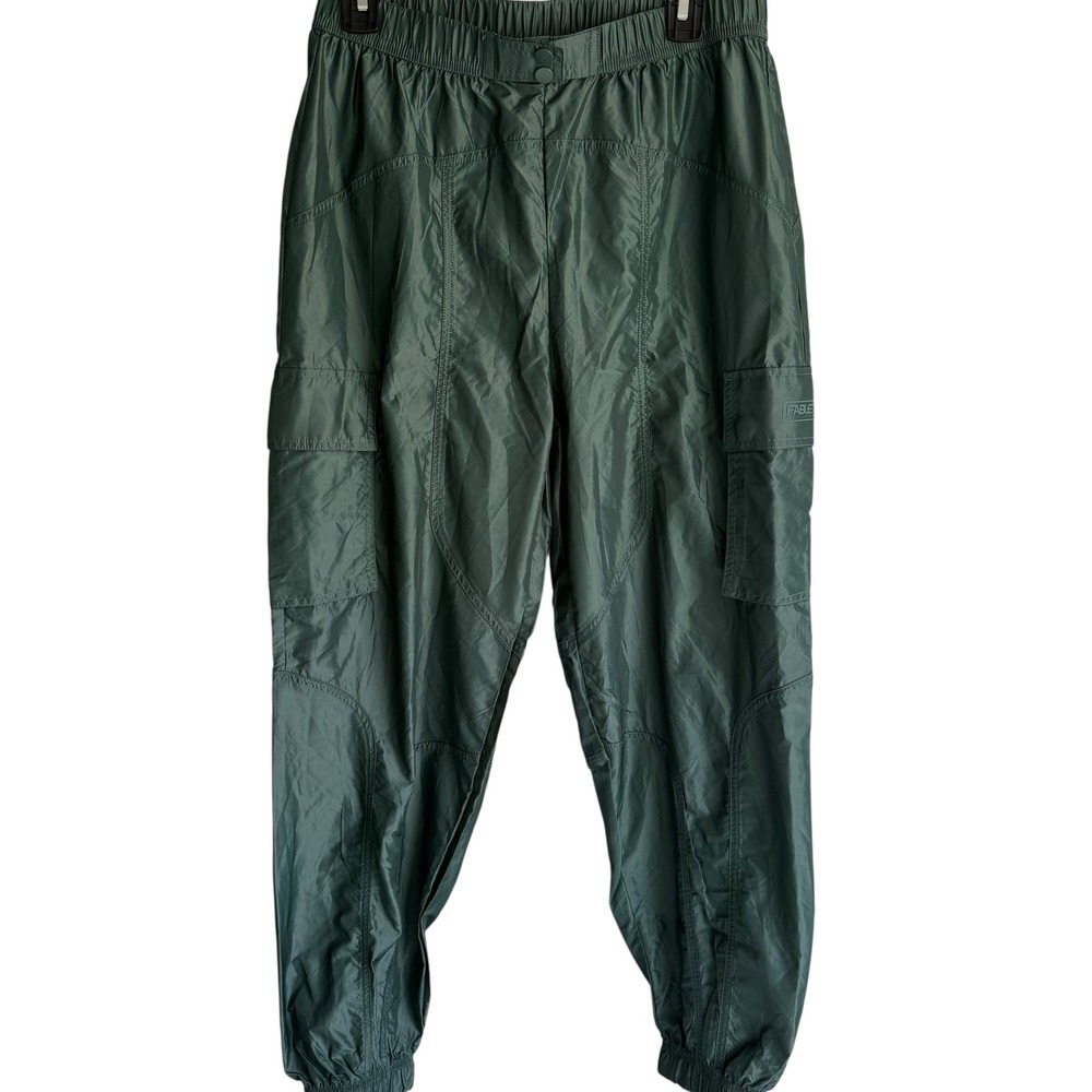 NWT FABLETICS Army Green Ladies Parachute Pants, M‎